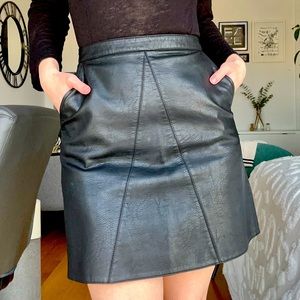 NWOT ZARA Black Faux Leather Mini Skirt Sz XS